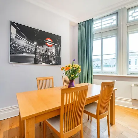 Nelson'S Pad - Trafalgar Square - By Frankie Says London Exterior photo